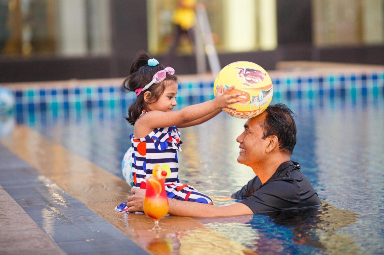 Holiday Inn Dhaka City Centre By Ihg المظهر الخارجي الصورة
